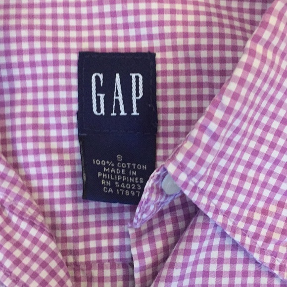 GAP Tops - GAP purple checked button down